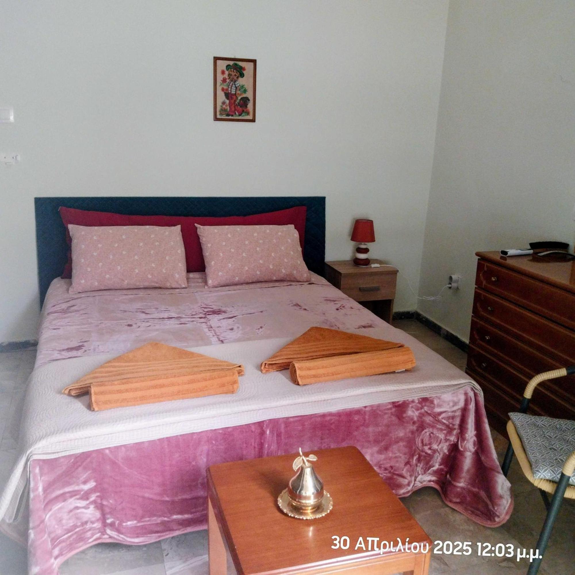 Cozy & Bright Home 50M From Subway -Agios Antonios Atina Dış mekan fotoğraf